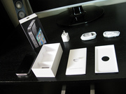 SELLING:BRAND NEW UNLOCKED APPLE IPHONE 4 HD 32GB/16GB
