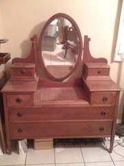 Gorgeous Antique bedroom Set