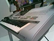Yamaha Tyros 3 61-Key Arranger===$1300usd/ KORG M3 88-Key Music Works