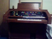 FREE Lowry Organ