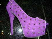 selling fashion branded handbag