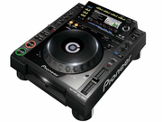PIONEER CDJ-2000 DIGITAL TURNTABLE